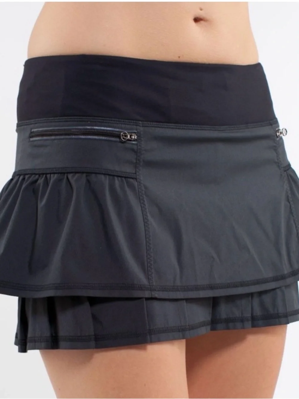 VINTAGE 2011 Lululemon sz 8 Run Your Heart Out Skirt skort athleisure y2k retro